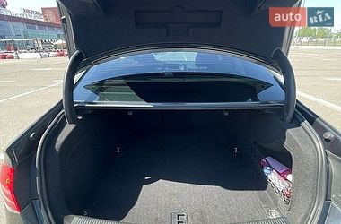 Седан Audi A4 2015 в Киеве