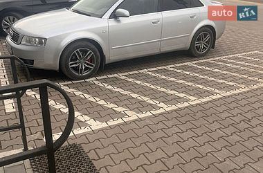 Седан Audi A4 2003 в Тлумаче