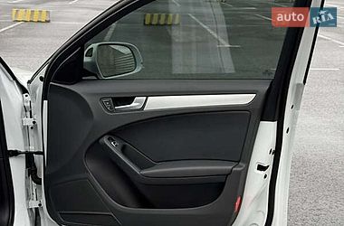 Седан Audi A4 2015 в Хмельницькому