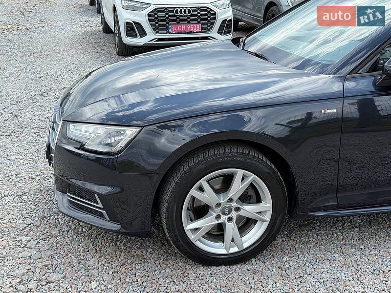 Седан Audi A4 2018 в Стрые