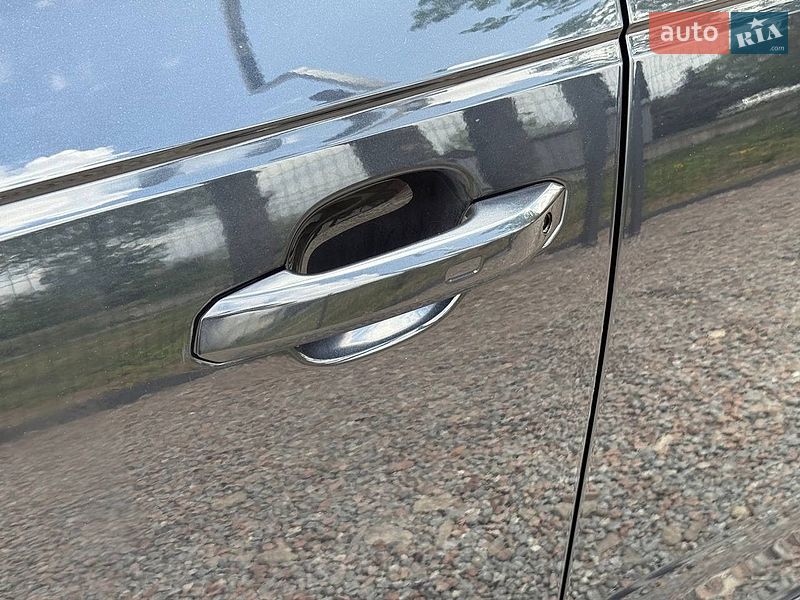 Седан Audi A4 2018 в Стрые
