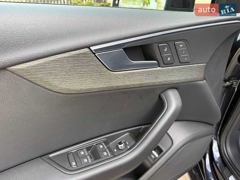Седан Audi A4 2018 в Стрые