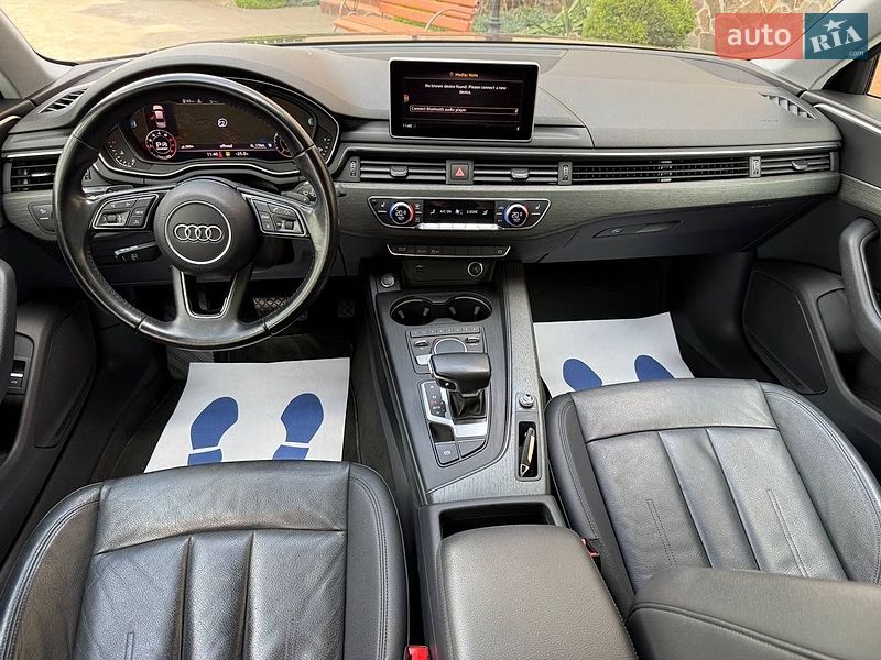Седан Audi A4 2018 в Стрые