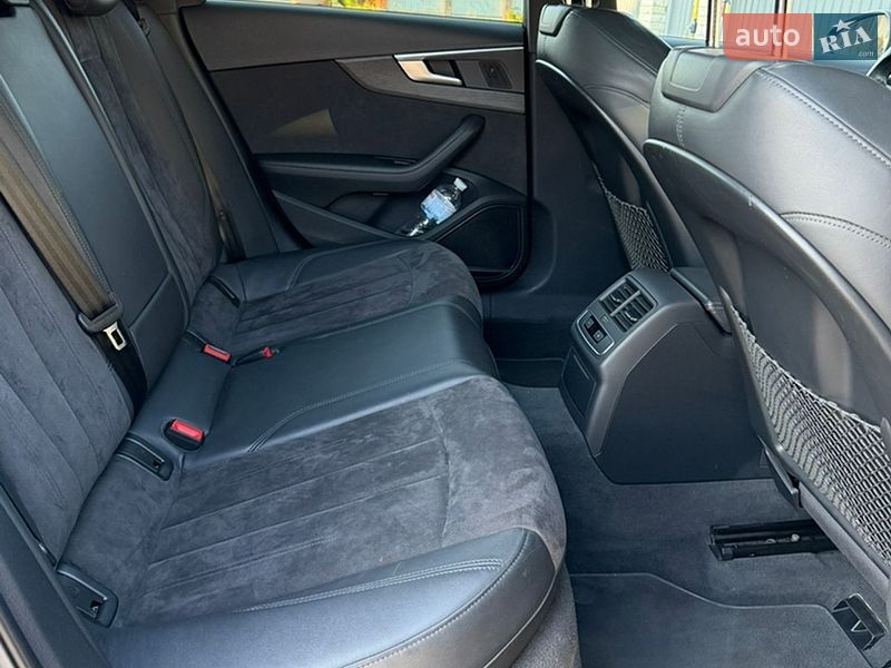 Универсал Audi A4 2016 в Киеве