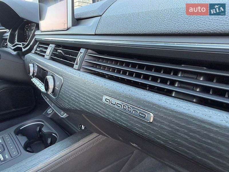 Универсал Audi A4 2016 в Киеве