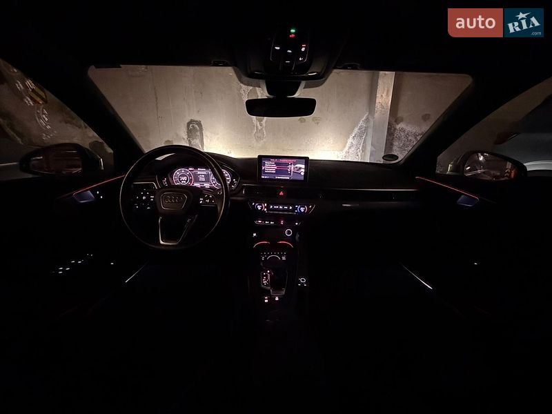 Универсал Audi A4 2016 в Киеве