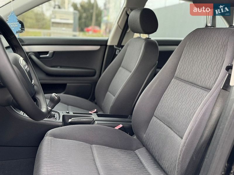 Седан Audi A4 2006 в Виноградове