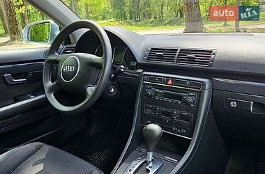 Седан Audi A4 2004 в Києві