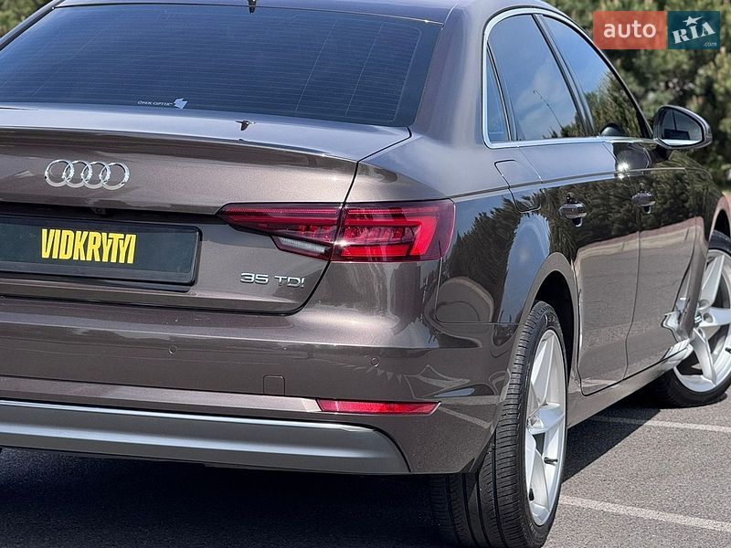 Седан Audi A4 2018 в Києві