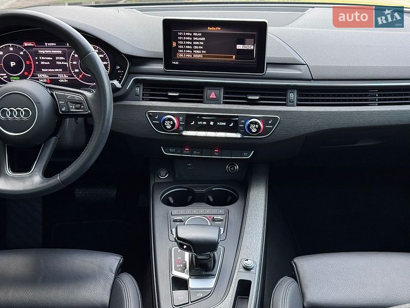 Седан Audi A4 2018 в Києві