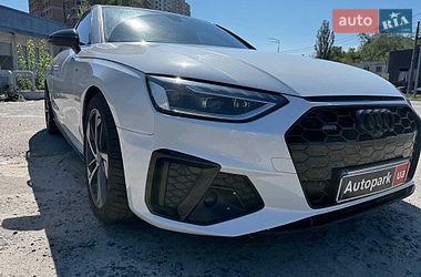 Седан Audi A4 2022 в Вінниці