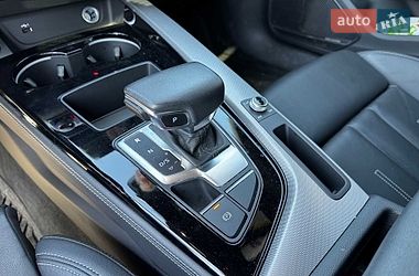 Седан Audi A4 2022 в Вінниці