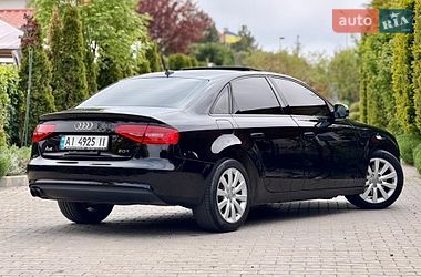 Седан Audi A4 2012 в Одессе