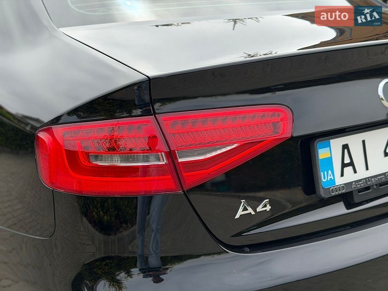 Седан Audi A4 2012 в Одессе