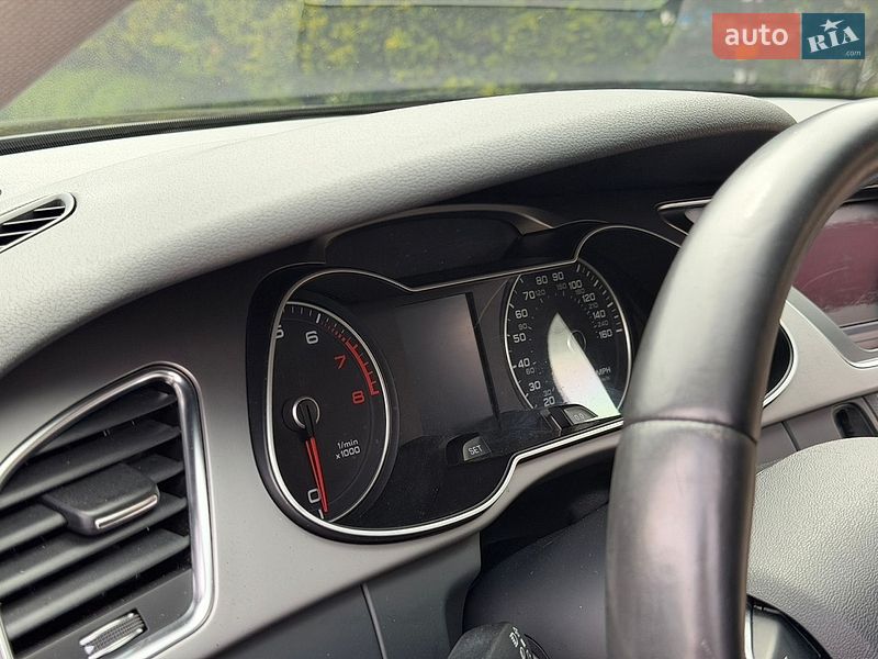 Седан Audi A4 2012 в Одессе
