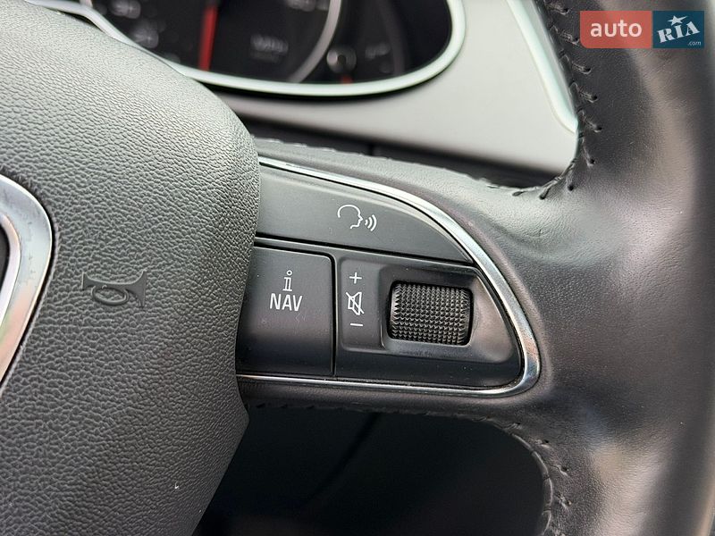 Седан Audi A4 2012 в Одессе