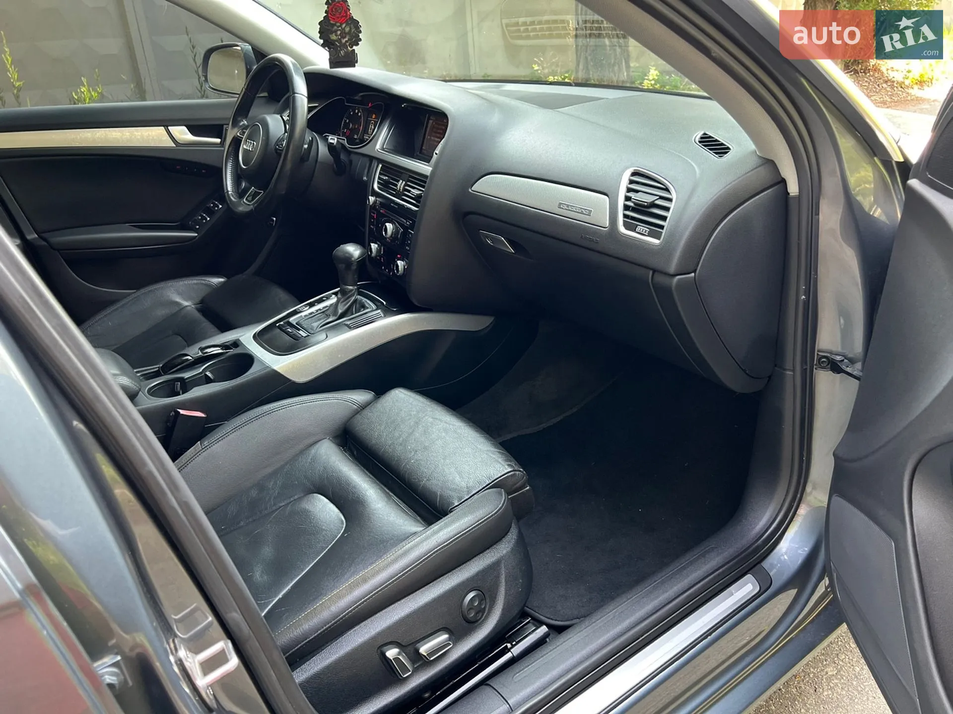 2012 Audi A4 - мініатюра 26