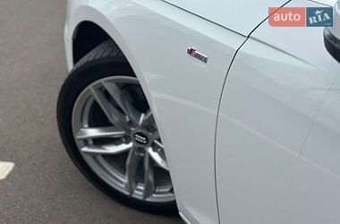 Седан Audi A4 2020 в Киеве