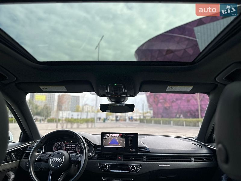 Седан Audi A4 2020 в Киеве