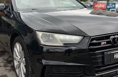 Седан Audi A4 2015 в Шептицькому