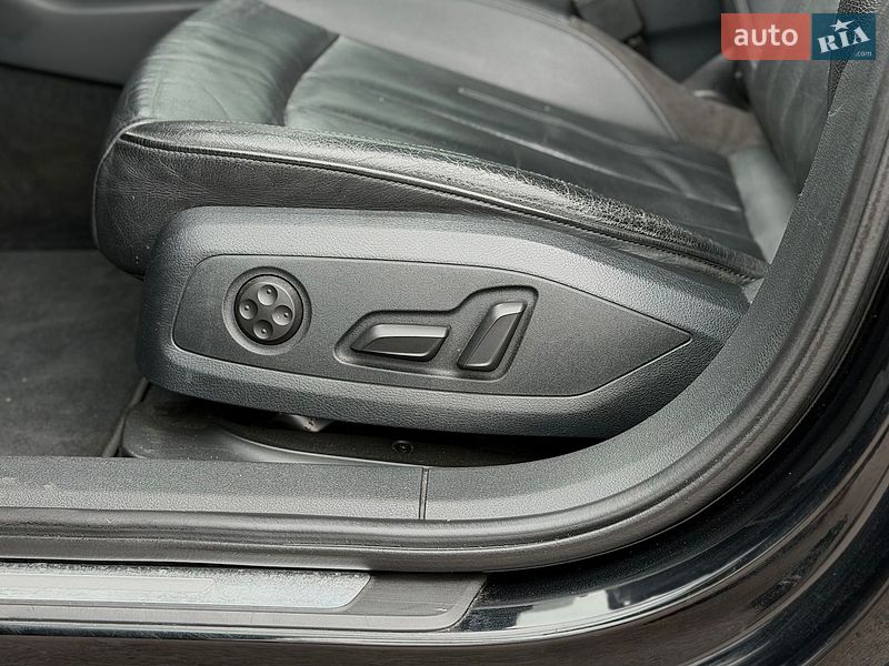 Седан Audi A4 2015 в Шептицькому