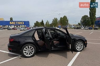 Седан Audi A4 2017 в Житомире
