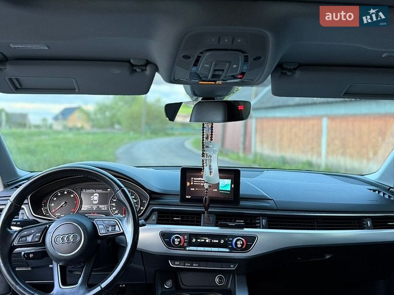 Седан Audi A4 2016 в Коломые