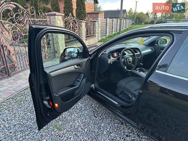 Универсал Audi A4 2011 в Львове
