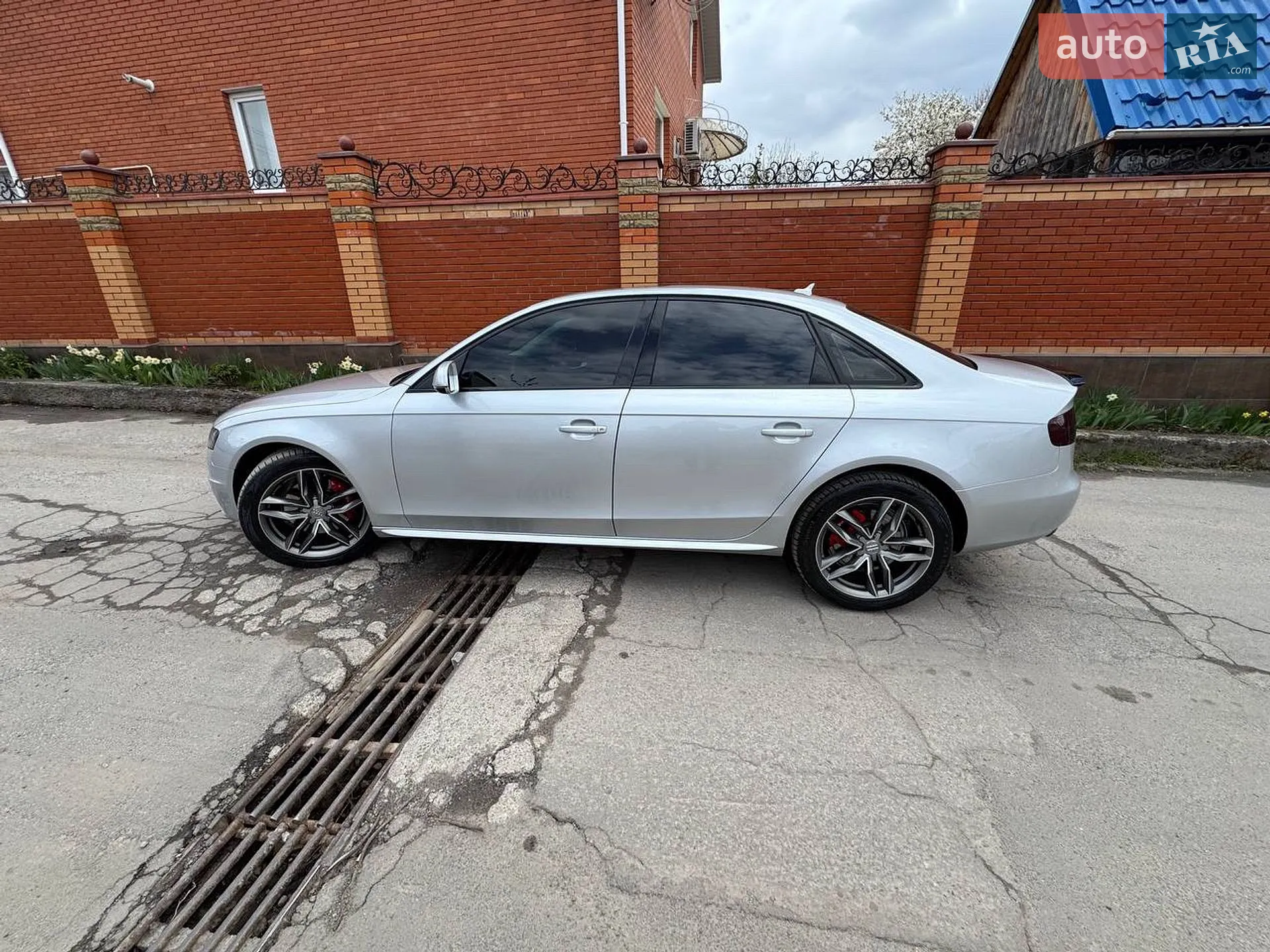 2011 Audi A4 - мініатюра 3