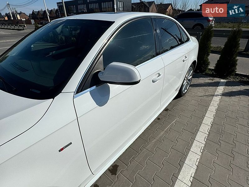 Седан Audi A4 2015 в Виннице