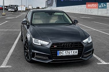 Седан Audi A4 2017 в Николаеве