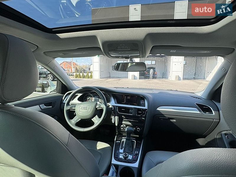 Седан Audi A4 2015 в Виннице