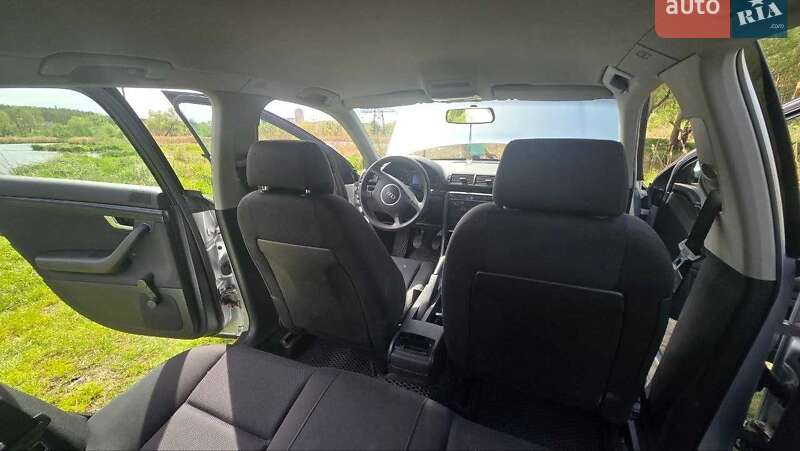 Седан Audi A4 2002 в Киеве