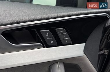 Седан Audi A4 2020 в Львові