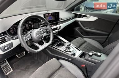 Седан Audi A4 2020 в Львові