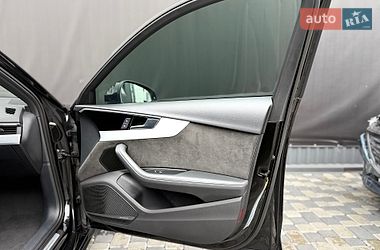 Седан Audi A4 2020 в Львові