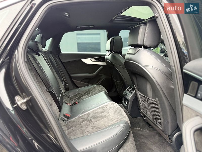 Седан Audi A4 2020 в Львові