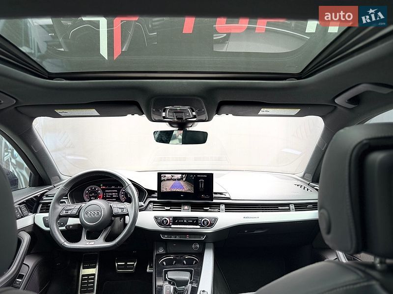 Седан Audi A4 2020 в Львові