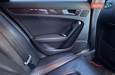 Седан Audi A4 2012 в Харькове