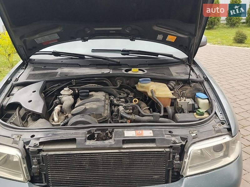Седан Audi A4 2000 в Коломиї
