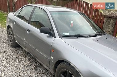 Седан Audi A4 1996 в Дрогобичі