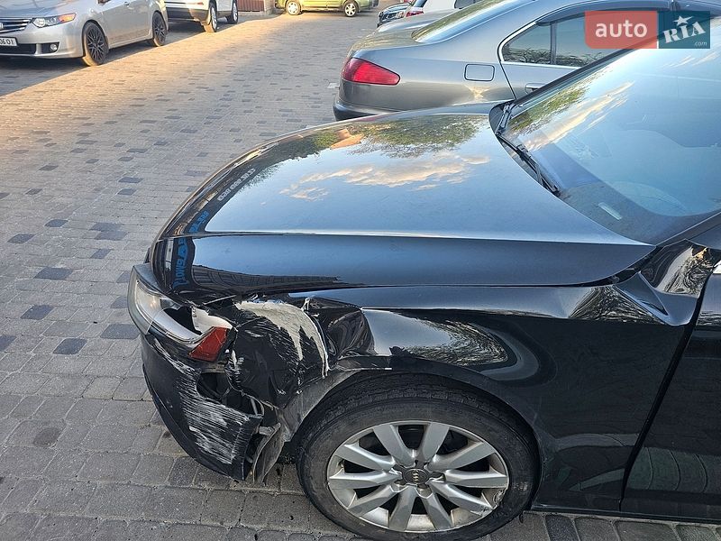 Седан Audi A4 2013 в Днепре