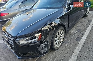 Седан Audi A4 2013 в Днепре