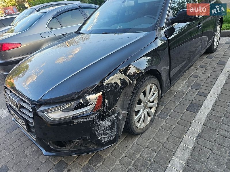 Седан Audi A4 2013 в Днепре