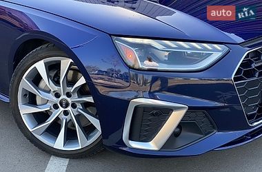 Седан Audi A4 2020 в Киеве