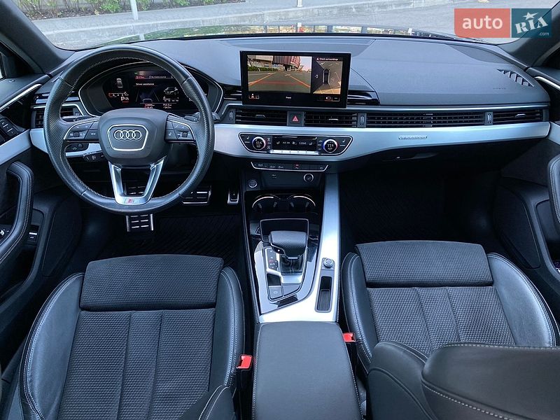 Седан Audi A4 2020 в Киеве