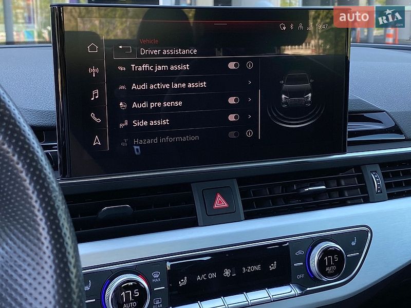 Седан Audi A4 2020 в Киеве