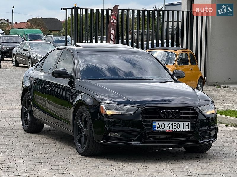 Седан Audi A4 2014 в Ужгороде