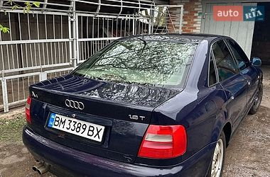 Седан Audi A4 1998 в Ромнах