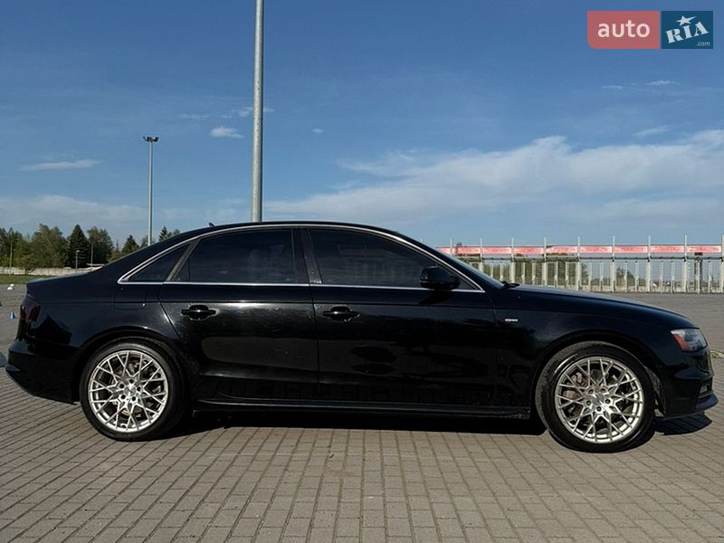Седан Audi A4 2015 в Львове